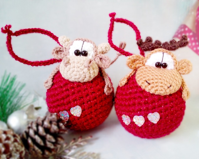 280 Crochet Pattern - Cow or Bull Ox on a bauble, christmas tree decoration