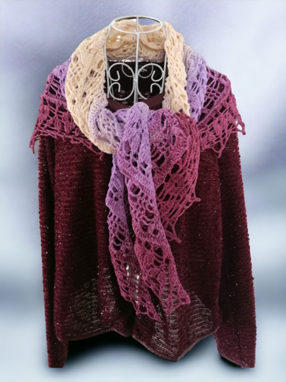 Triangular scarf „Ladina BE“ – crochet pattern