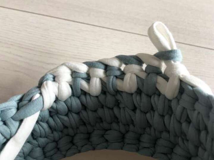 Häkelanleitung: Stabile Körbe häkeln mit Boden