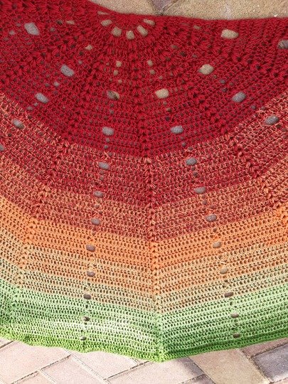 Häkelanleitung Halbrundtuch "Nami"