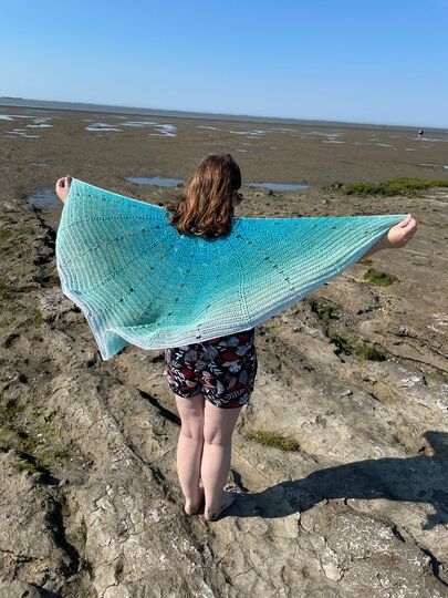 Häkelanleitung Halbrundtuch "Nami"