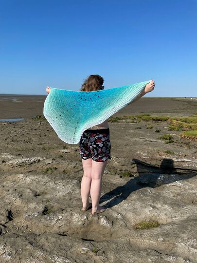 Häkelanleitung Halbrundtuch "Nami"