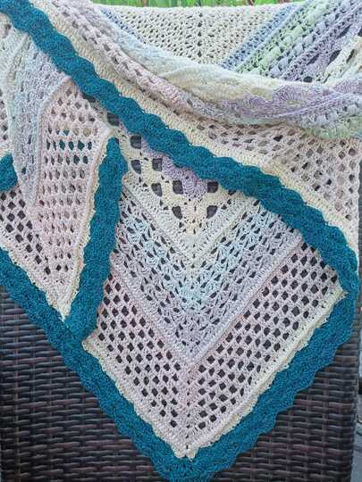 Häkelanleitung - Tuch "Kayla"