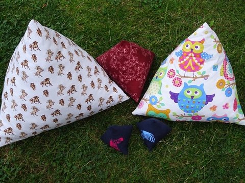 Dreieckkissen aus einem Stoffstück nähen Dreieck Kissen Anleitung