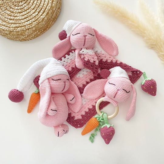 Cuddle Cloth and Grasping Toy Molly