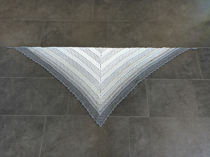 Häkelanleitung Paolina, Dreieckstuch, Schultertuch, Half-Granny-Muster