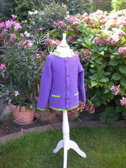 Trachtenjacke für Kinder in 3 Größen - Strickanleitung