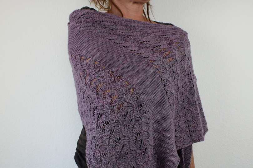 Strickanleitung Dreieckstuch – elegantes asymmetrisches Lacetuch