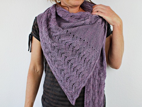 Strickanleitung Dreieckstuch – elegantes asymmetrisches Lacetuch