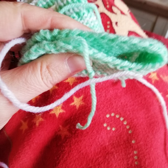 Strickanleitung Babyschuhe für Mädchen und Jungen bis 4 Monate