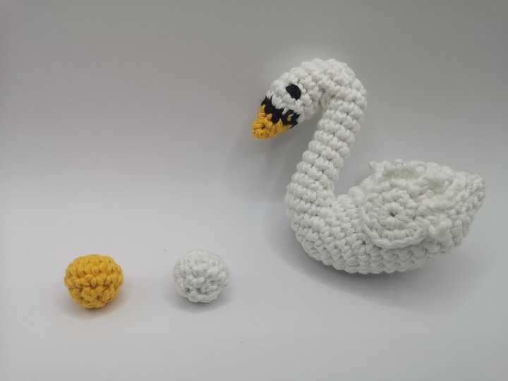 kleiner Schwan - Häkelanleitung von NiggyArts