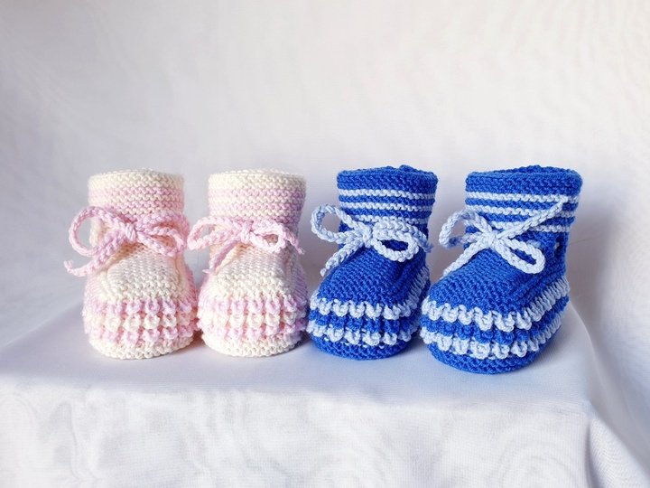 Strickanleitung Baby-Schuhe, Booties ohne Nadelspiel,  ca. 10 cm  #307
