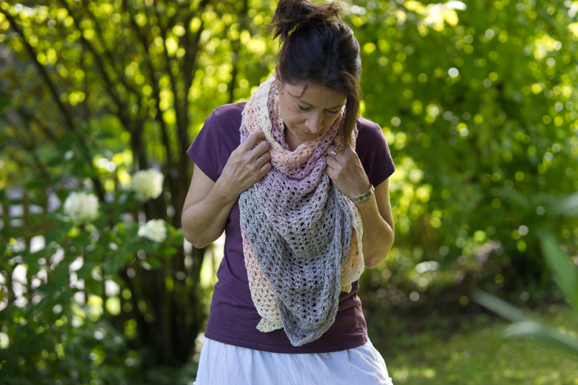 Großes weiches Dreieckstuch LOLA - ganz entspannt häkeln!