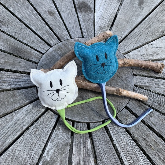 Katze Stickdatei ITH 10x10 Katzenspielzeug Haustierbedarf