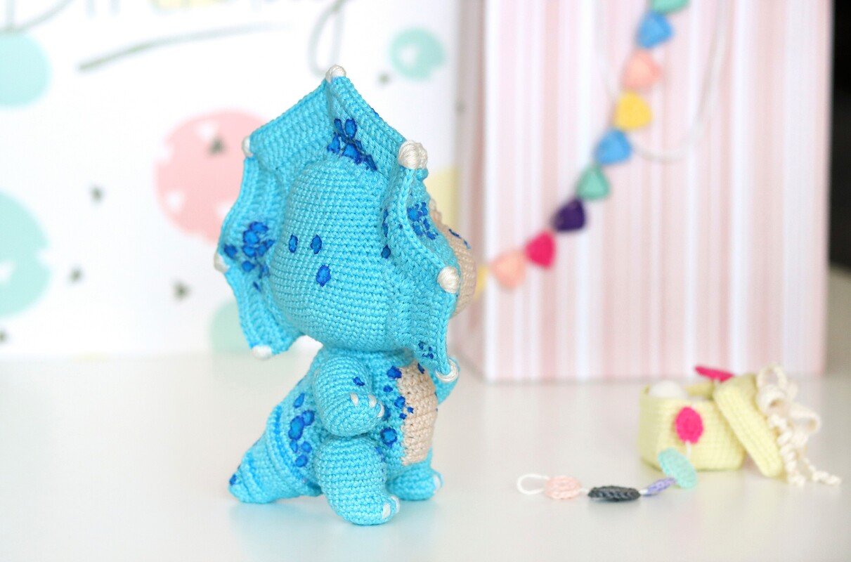 Häkelanleitung Das Triceratops Baby