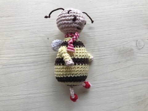 Häkelanleitung "die Hummel Bommel" aus dem bekannten Kinderbuch