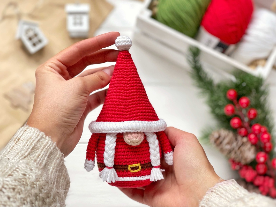 Crochet pattern Santa the gnome - Image 2