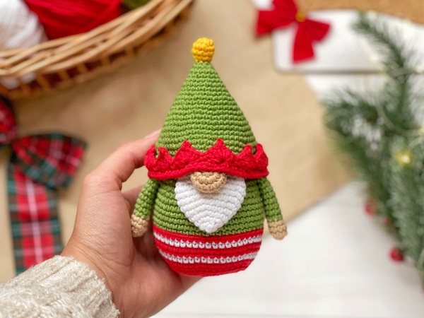 Crochet pattern Santa's helper gnome (PDF)