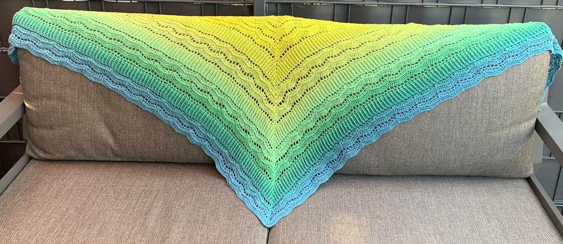 Häkelanleitung Dreiecktuch Wellenbrecher - Bild 3