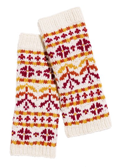 Trendige Mütze und Armstulpen