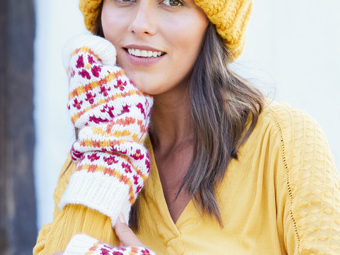 Trendige Mütze und Armstulpen