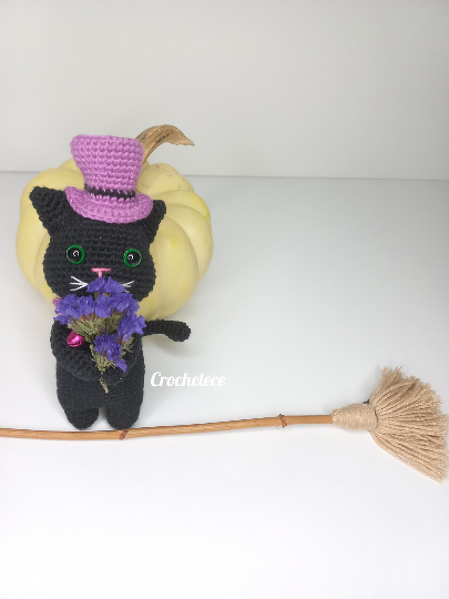 Crochet pattern doll Amigurumi doll The little witch Margaret and Cat - Image 9