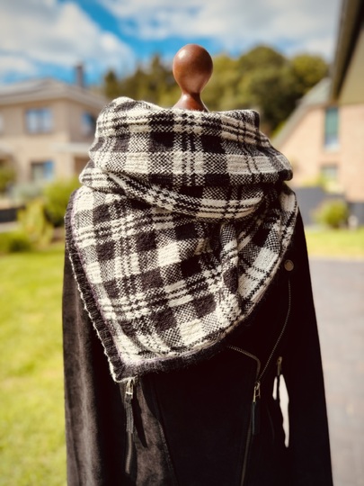 Schal Scott Black&White aus der Highland-Collection