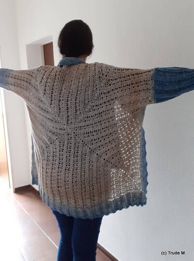 Viciado - Cocoon Shrug