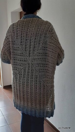 Viciado - Cocoon Shrug