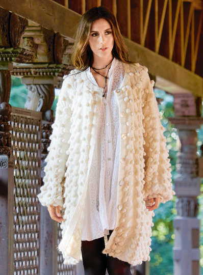 Voluminöser und leichter Mantel