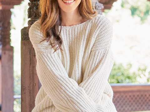 Klassischer Pulli mit Patentrippen