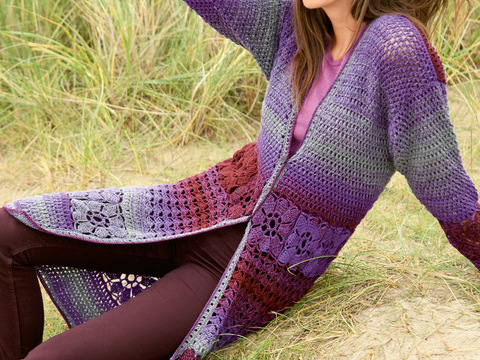 Traumhafte Jacke, in drei Mustern mit Farbverlaufsgarn gehäkelt