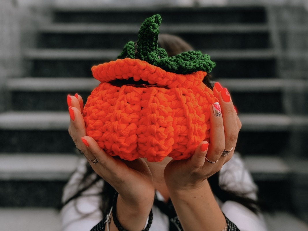 Crochet basket pumpkin Halloween Thanksgiving PDF pattern, video tutorial