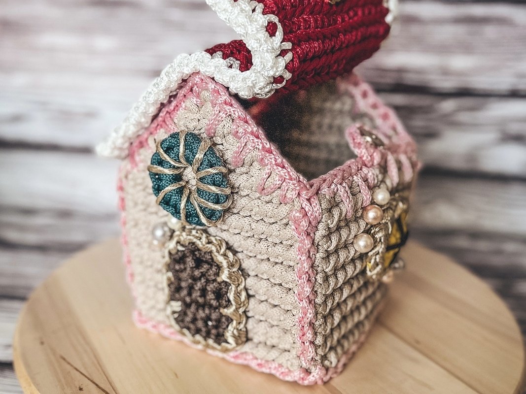 Gingerbread house Christmas crochet pattern PDF and video tutorial - Image 2