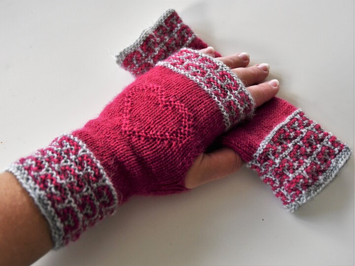 Strickanleitung Einfache Pulswärmer mit Herz - individuell anpassbar