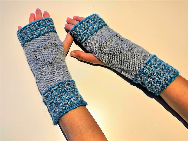 Strickanleitung Einfache Pulswärmer mit Herz - individuell anpassbar