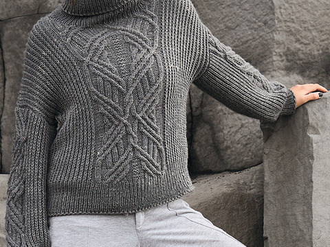 Pulli mit Mittelzopf