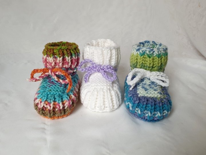 Strickanleitung Baby-Schuhe, Booties ohne Nadelspiel, ca. 10 cm  #308
