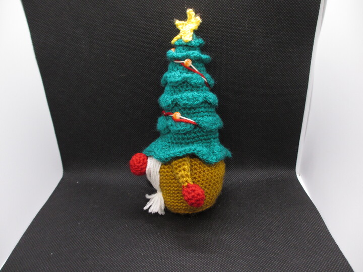 Winterwichtel Wintergnom mit Tannenhut, Weihnachtswichtel