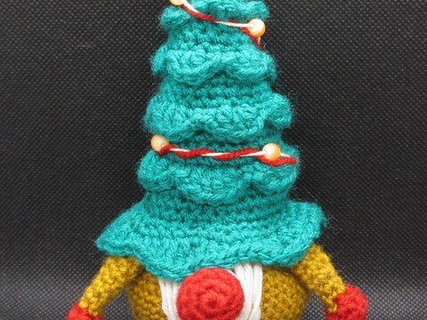 Winterwichtel Wintergnom mit Tannenhut, Weihnachtswichtel