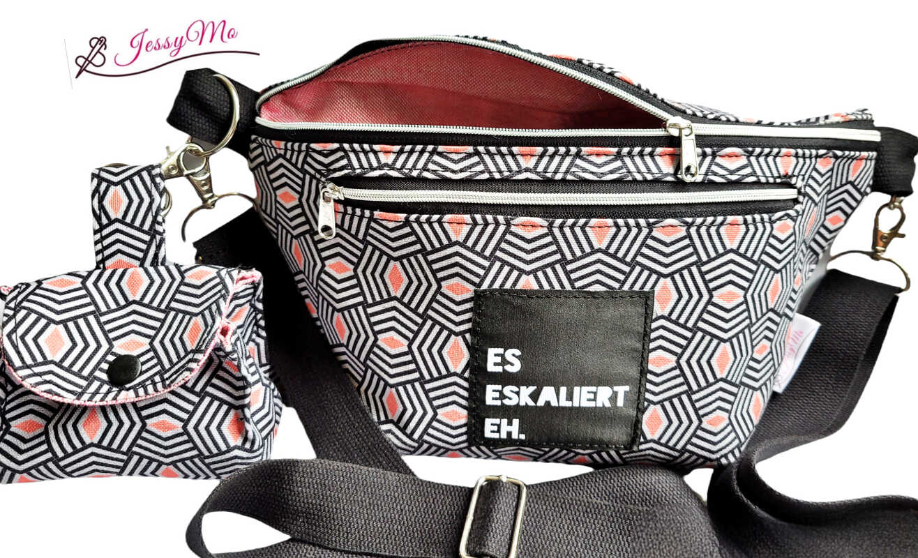 Die "Clivia" ist eine Crossbody Bag.