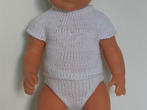 4-tlg. Basis-Kleidungs-Set für 42-44cm Babypuppen / Strickanleitung