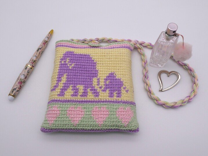 Häkelanleitung Täschchen mit Elefanten und Herzen