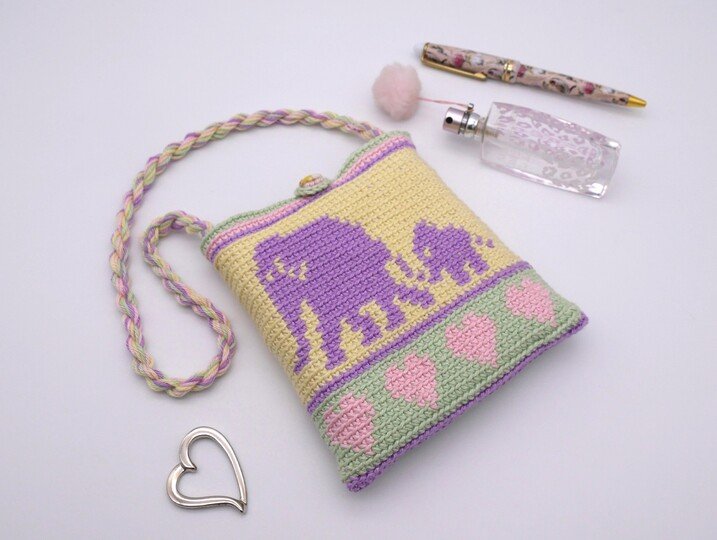 Häkelanleitung Täschchen mit Elefanten und Herzen