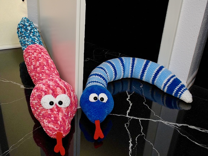 Zugluftstopper Schlange - Häkelanleitung | Deko | Nackenrolle | Kuscheltier