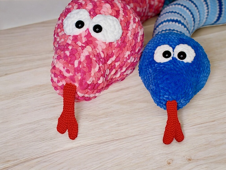 Zugluftstopper Schlange - Häkelanleitung | Deko | Nackenrolle | Kuscheltier