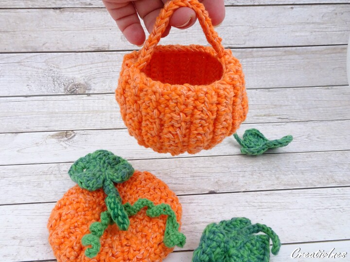 Kürbis-Körbchen, herbstliche Tischdeko - Anleitung für mehrere Variationen