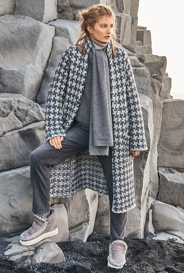 Mantel im Hahnentrittmuster