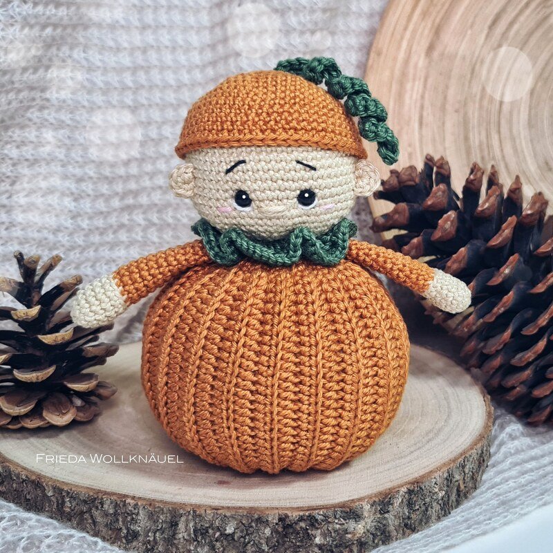 Häkelanleitung Kürbis Kalle