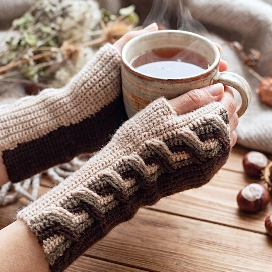 Fingerless Gloves. Crochet pattern